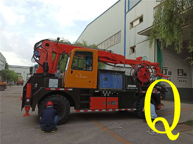 混凝土泵 青科重工 濕噴臺(tái)車 混凝土泵 青科重工 濕噴臺(tái)車