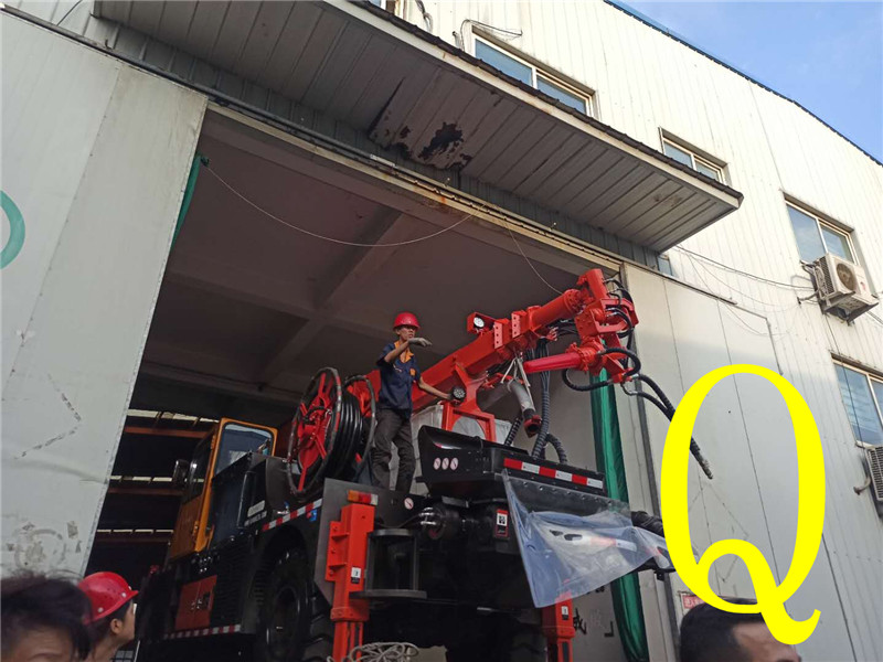 混凝土泵 青科重工 濕噴臺車 混凝土泵 青科重工 濕噴臺車