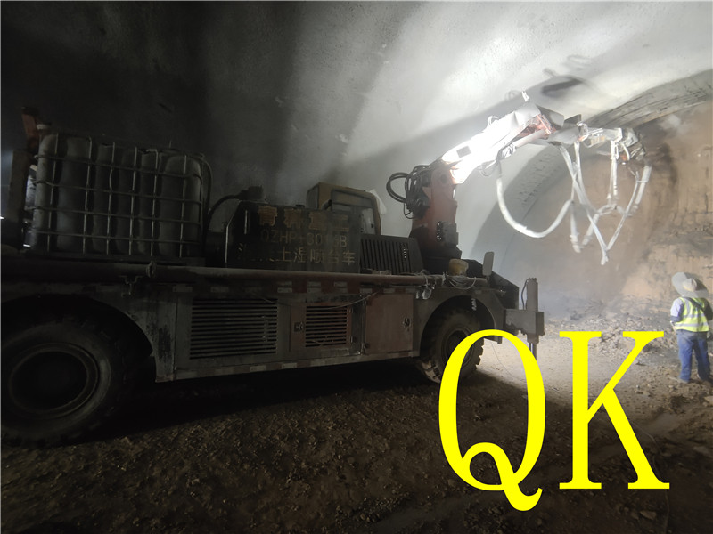 混凝土泵 青科重工 濕噴臺車 混凝土泵 青科重工 濕噴臺車