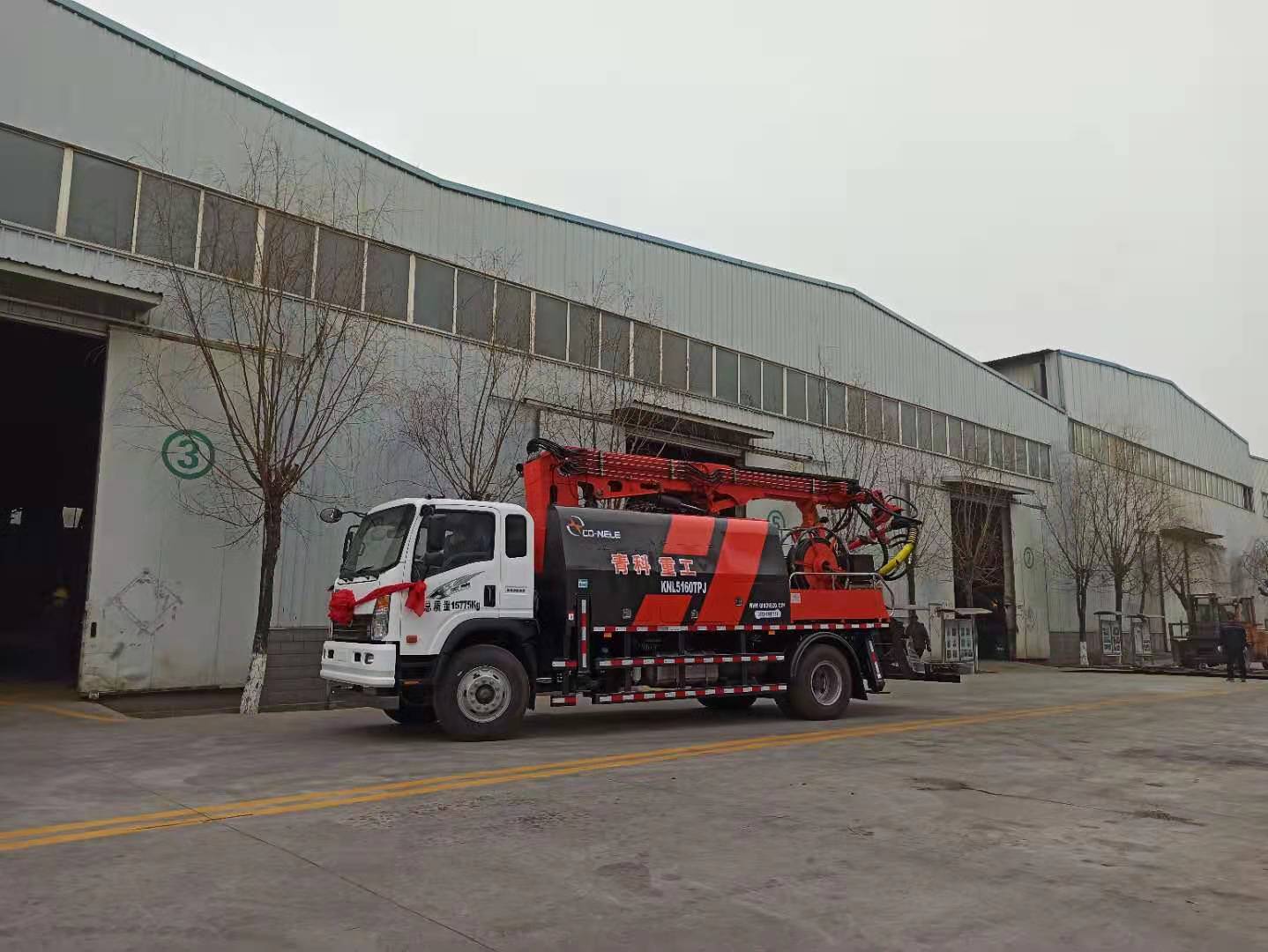 混凝土泵 濕噴臺(tái)車 青科重工 混凝土泵 濕噴臺(tái)車 青科重工