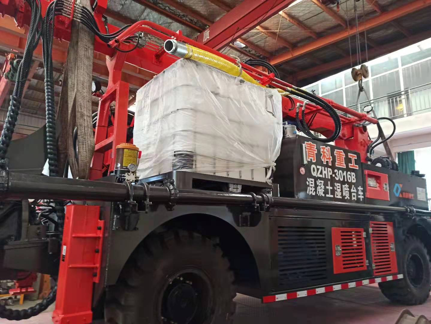 混凝土泵 青科重工 濕噴臺車 混凝土泵 青科重工 濕噴臺車