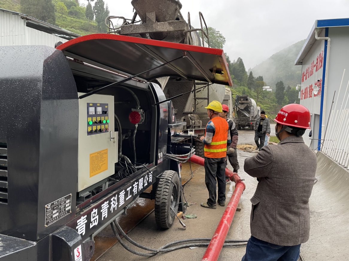 混凝土泵 青科重工 二襯泵 混凝土泵 青科重工 二襯泵