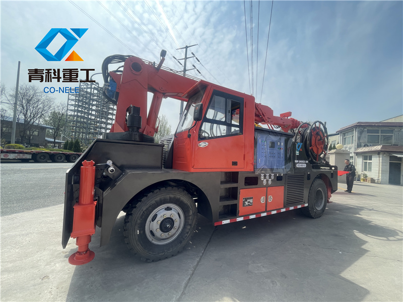 混凝土泵 濕噴臺車 青科重工 混凝土泵 濕噴臺車 青科重工