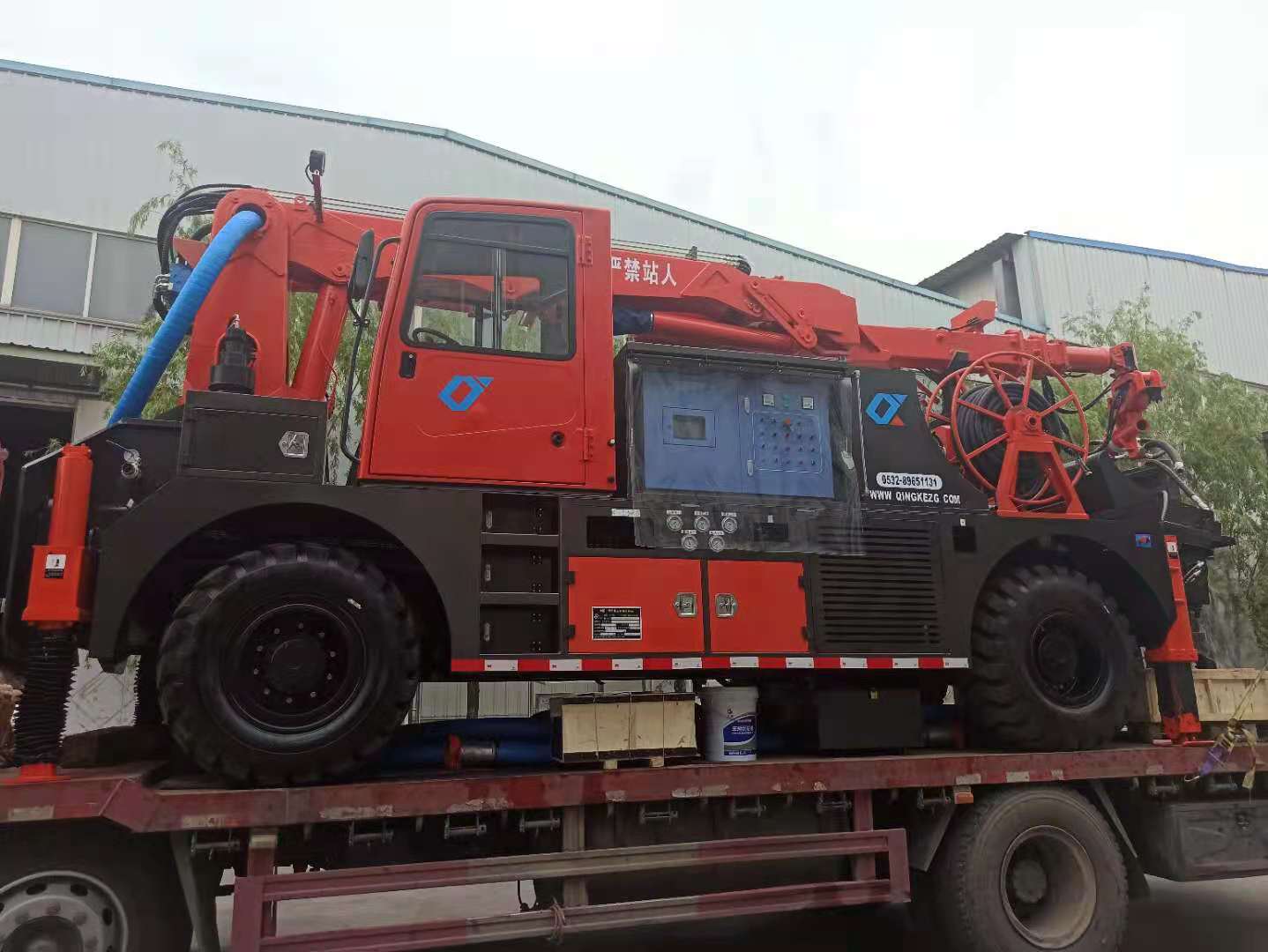 混凝土泵 青科重工 濕噴臺車 混凝土泵 青科重工 濕噴臺車