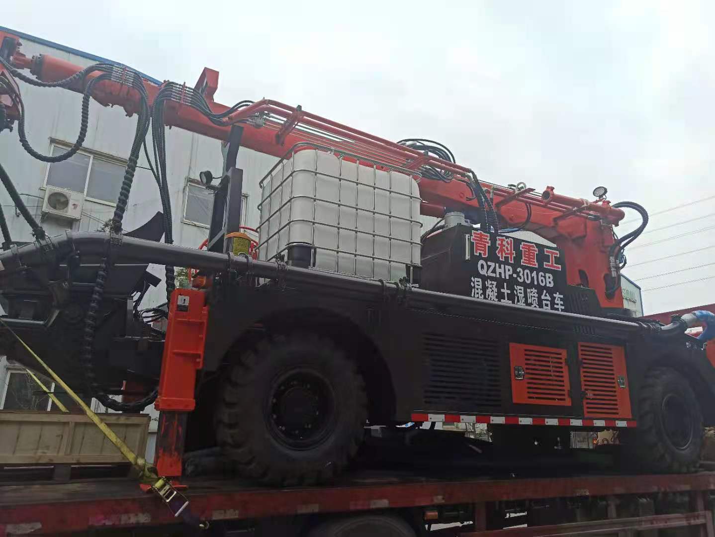 混凝土泵 青科重工 濕噴臺車 混凝土泵 青科重工 濕噴臺車