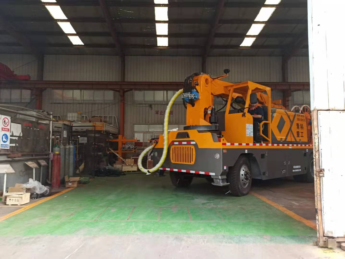 混凝土泵 青科重工 濕噴臺車 混凝土泵 青科重工 濕噴臺車