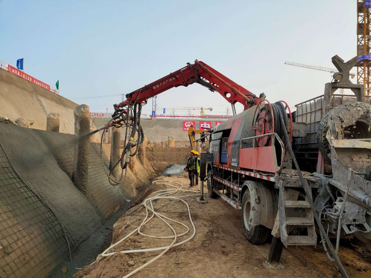混凝土泵 青科重工 濕噴機械手 濕噴臺車 混凝土泵 青科重工 濕噴機械手 濕噴臺車
