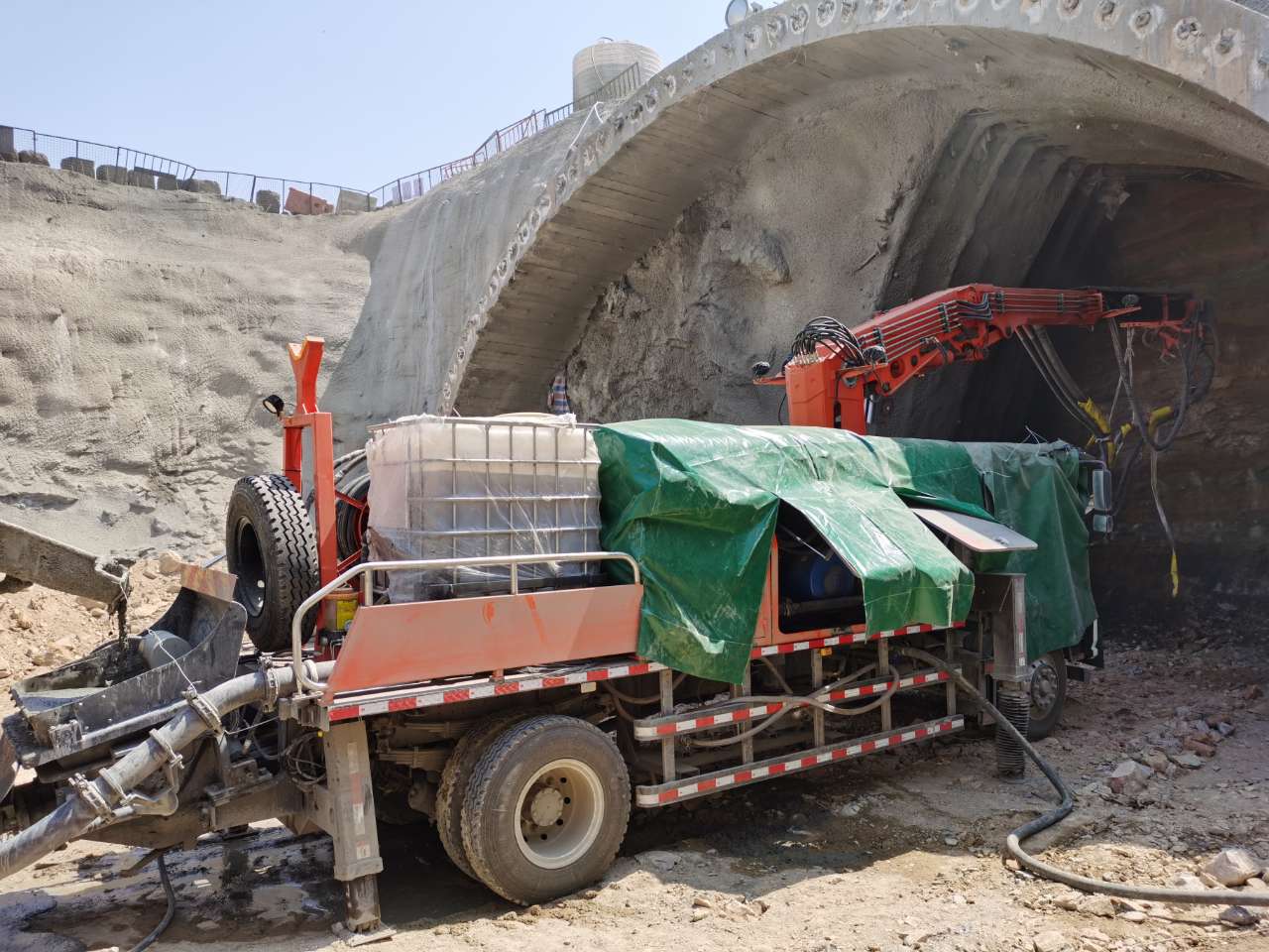 混凝土泵 青科重工 濕噴機械手 混凝土泵 青科重工 濕噴機械手